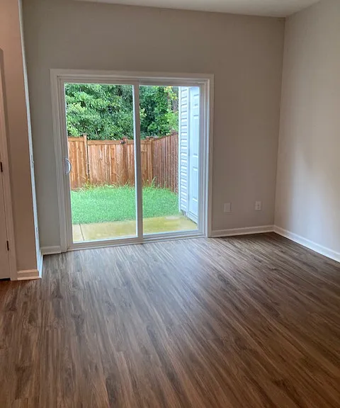 9044 Laurel Bay Ln — Photo 5