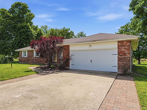 5th image of 2643 N Farm Road 75
