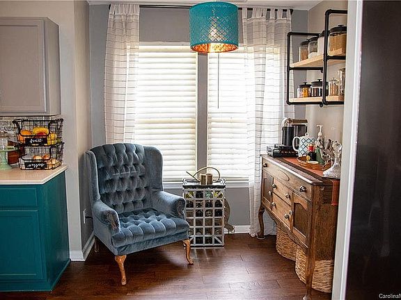 Cozy corner next to kitchen