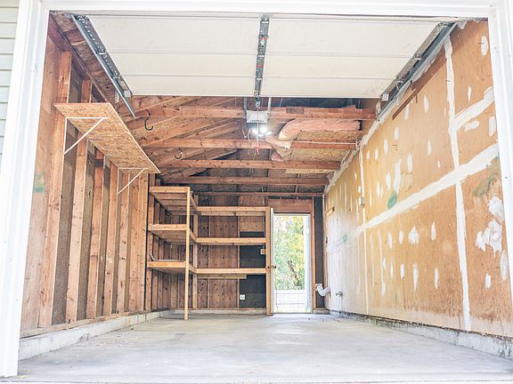 5th image of 1821 Mulberry Dr #1821
