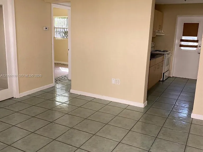 1319 NW 60th St #2 — Photo 9