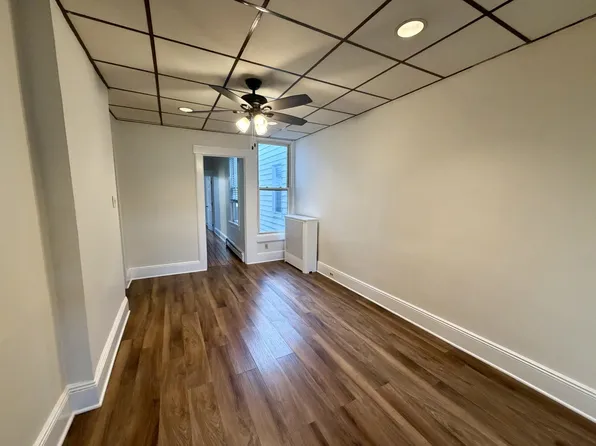 136 Sherman Avenue image 6 of 13