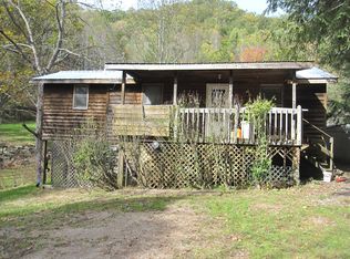 805 Sugar Cove Rd, Clyde, NC 28721