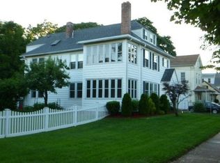 694 3rd Ave, West Haven, CT 06516