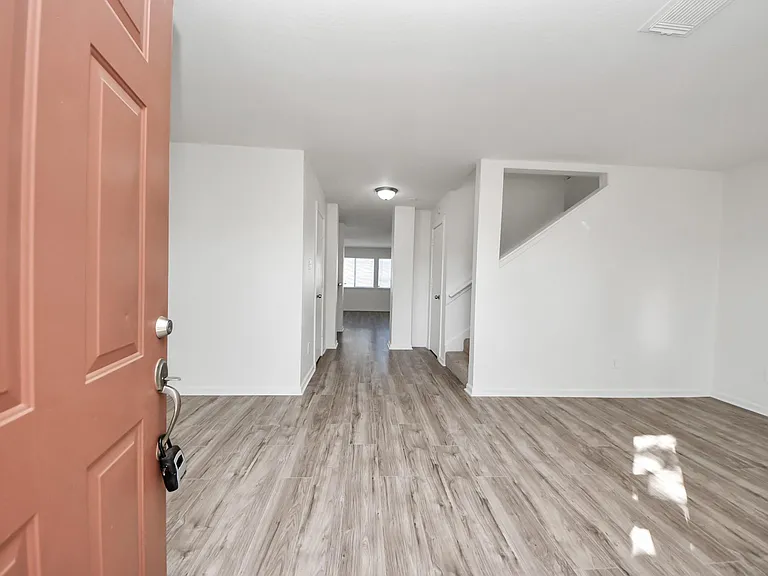 20623 Patriot Park Ln — Photo 3