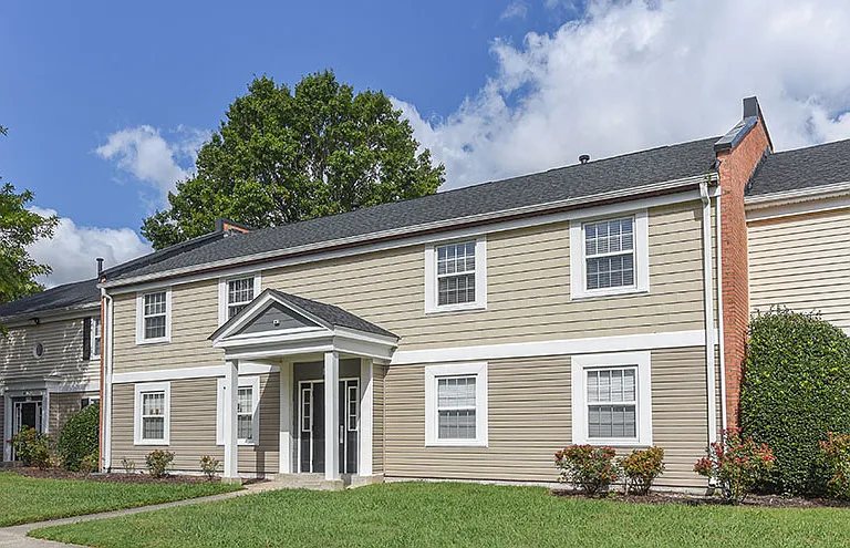 Sparrows Point Townhomes and Apartments — Photo 21