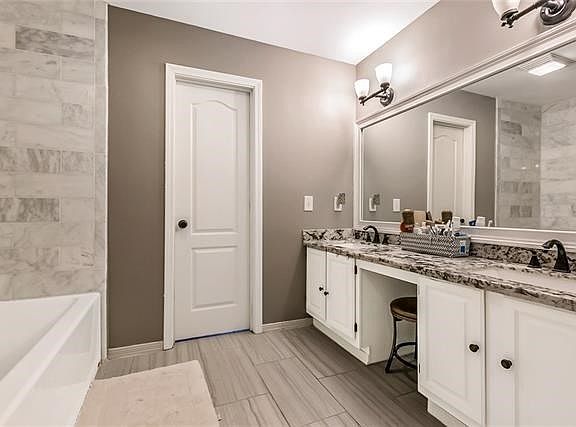 4th image of 3756 Tara Dr