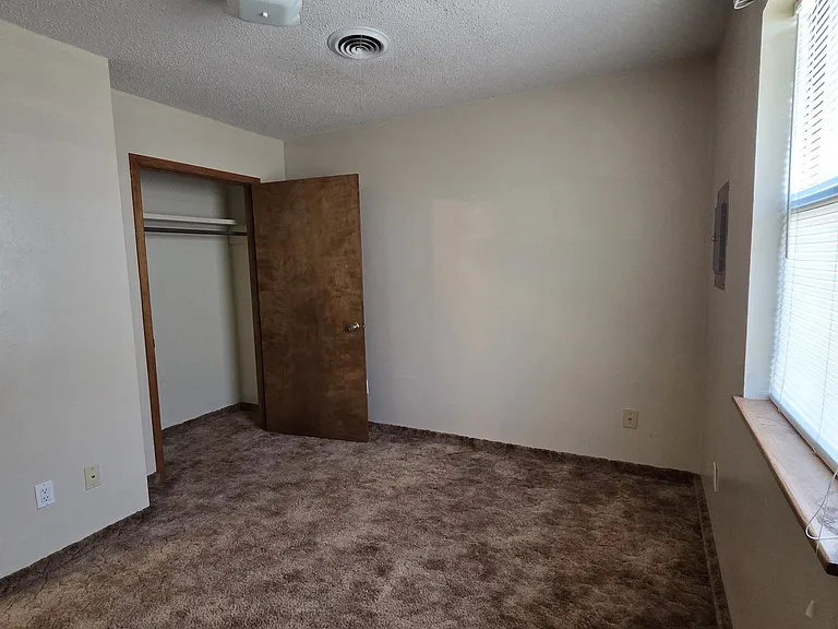 2001 S Avenue I #2 — Photo 10