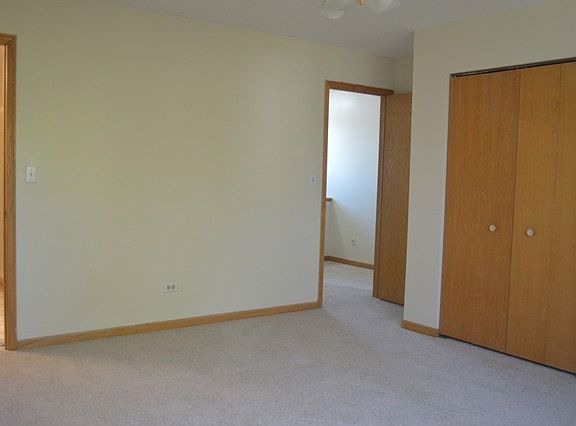 5th image of 2525 Live Oak Dr