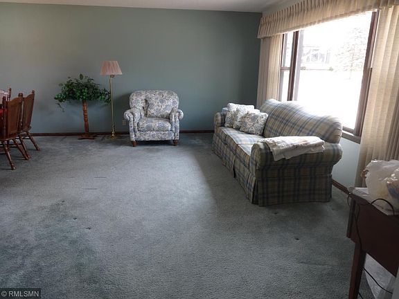 5th image of 417 Fingal Ct