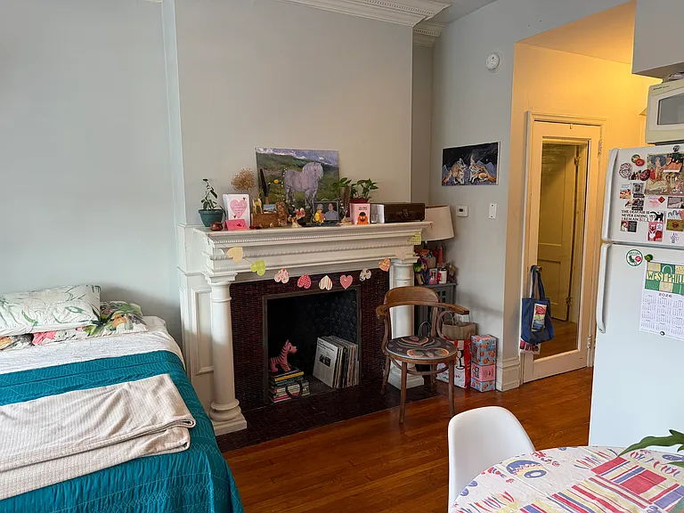 4636 Spruce St #2F — Photo 10