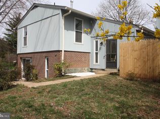 13618 Tabscott Dr, Chantilly, VA 20151