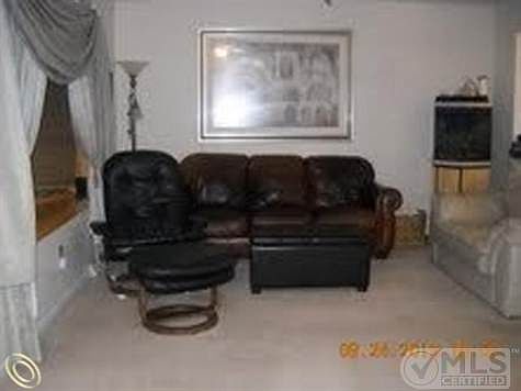 living room 2.jpg