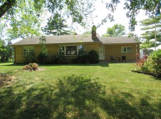 208 Devlin Rd, Ingleside, IL 60041
