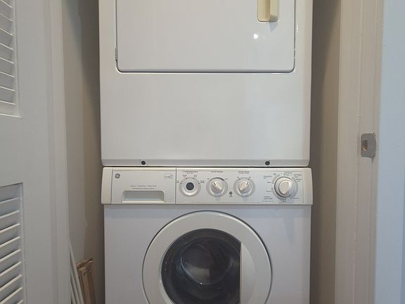 3rd image of 4418 Longfellow St