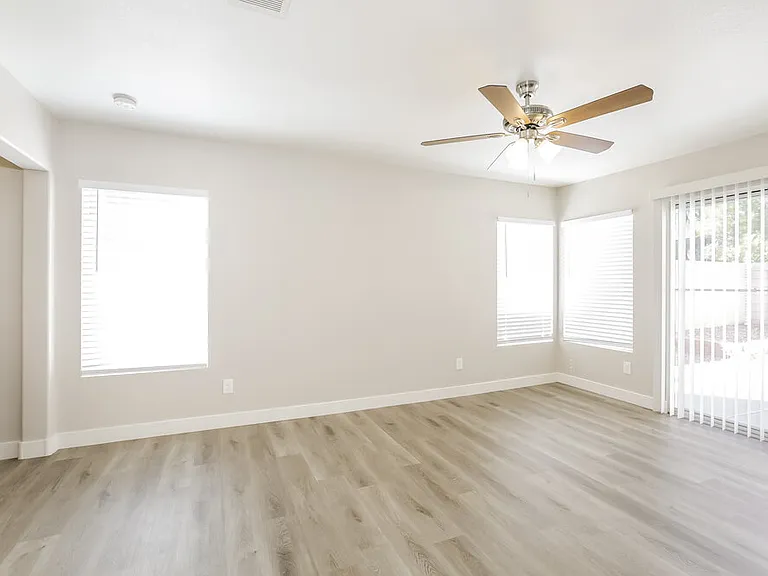 3201 Cheltenham St — Photo 5