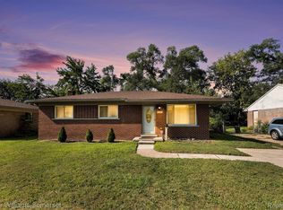 26132 Kitch St, Inkster, MI 48141