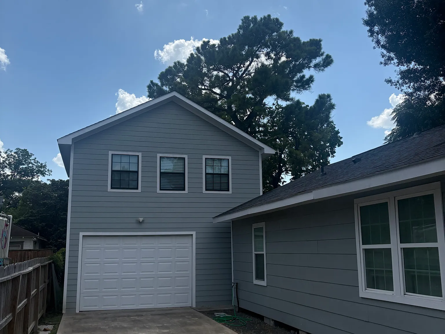 4 bed, 2400 sqft, $3,500 — Photo 1