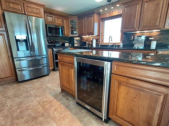 4th image of 8404 S 68th STREET