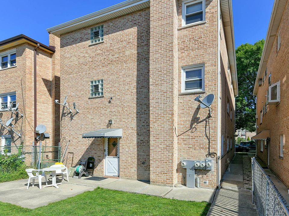 2nd image of 8645 W Summerdale Ave