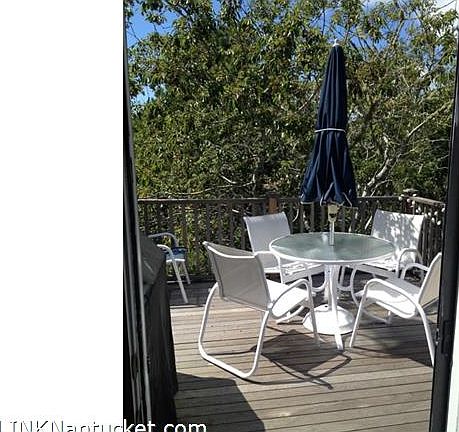 Balcony Dining