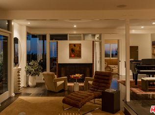 1340 N Tigertail Rd, Los Angeles, CA 90049