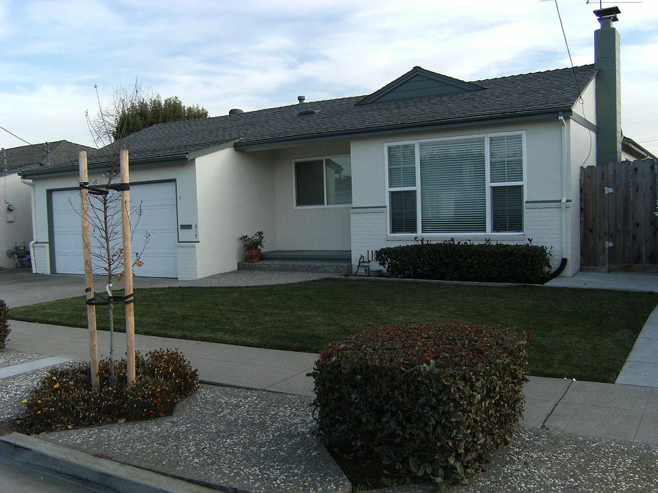 1st image of 317 Ambrose Ct