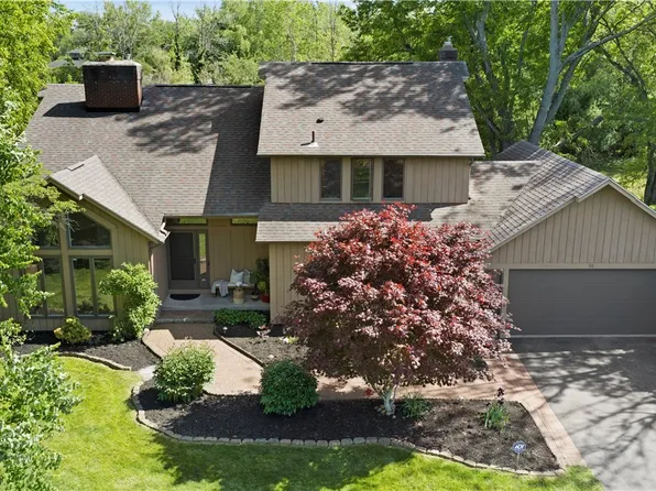 50 Framingham Ln, Pittsford, NY 14534