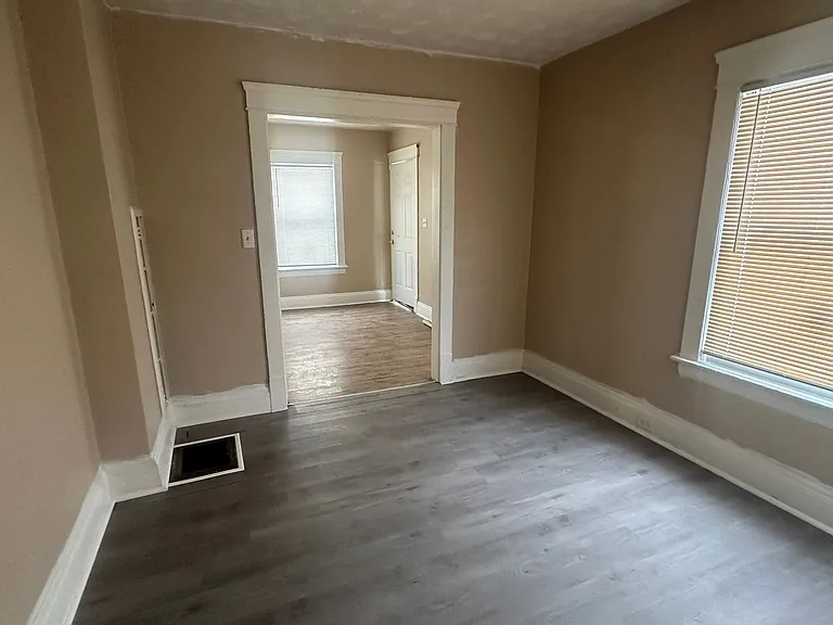 14809 Alder Ave — Photo 4