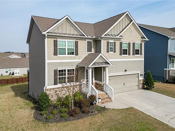 3rd image of 6790 Scarlet Oak Way