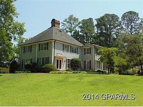 4th image of 235 Country Club Dr