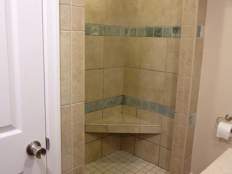 400 Ridge St #B — Photo 9