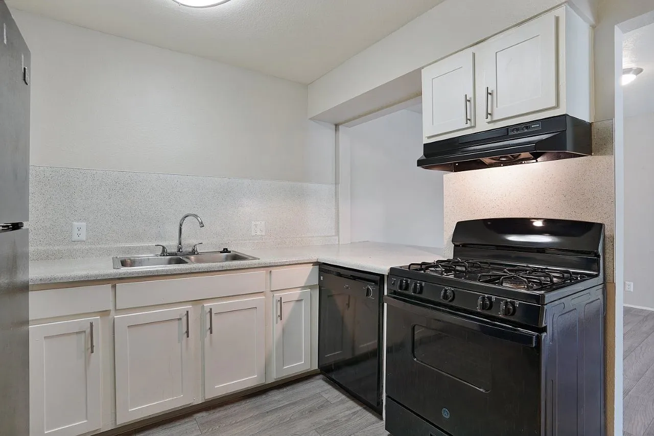 Villas at Vine — Photo 1