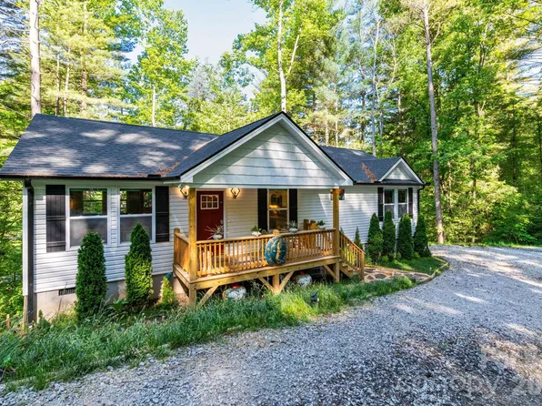 30 Edmond Woods Pl, Fairview, NC 28730