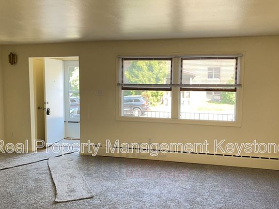 5th image of 305 Greenlee Rd