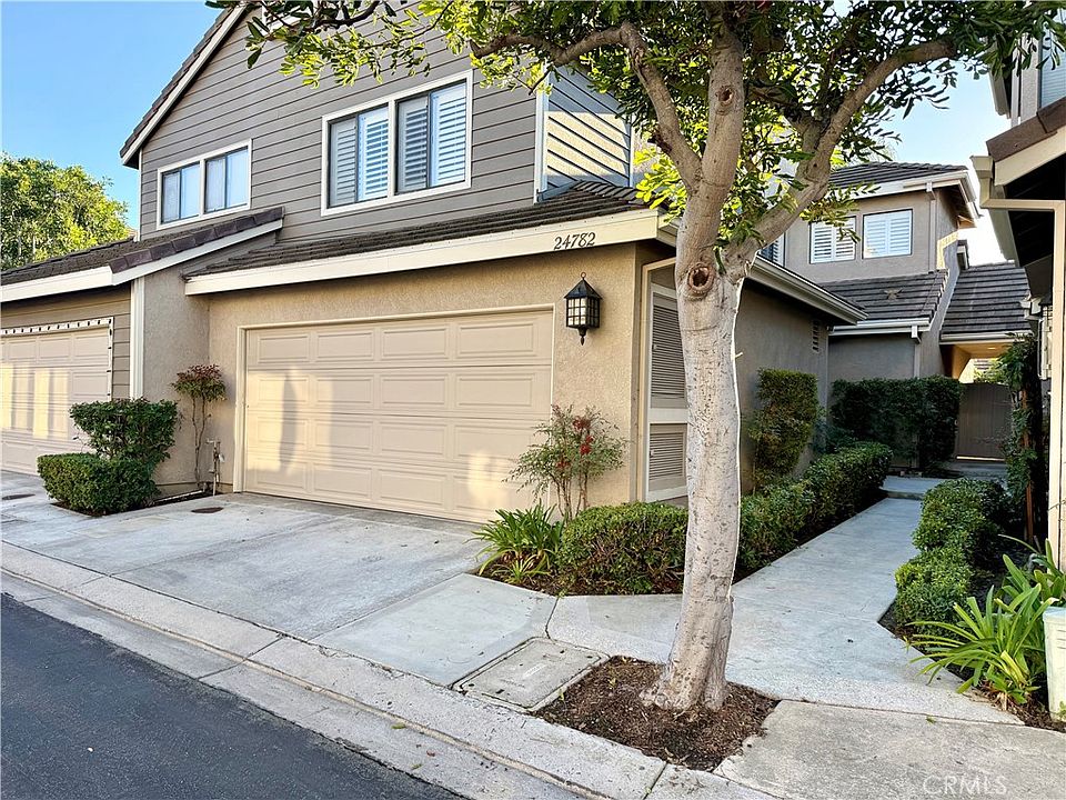 1st image of 24782 Sutton Ln