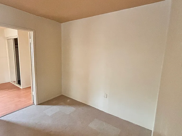 8832 Mission Dr — Photo 6