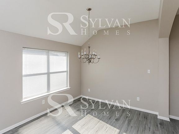 5th image of 529 Covey Trl