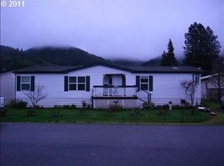 212 Gilham Loop, Myrtle Creek, OR 97457