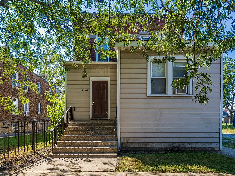 234 Condit St #3