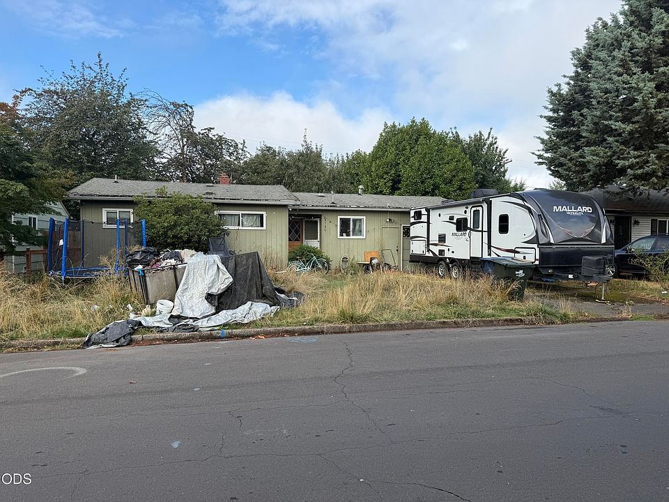 1st image of 3130 Oriole St