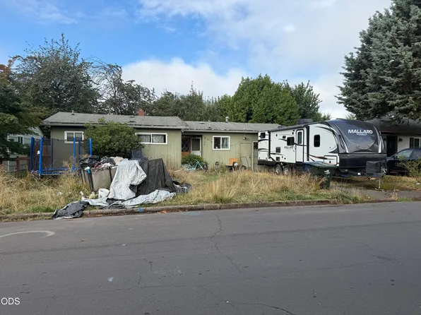 3130 Oriole St, Springfield, OR 97477