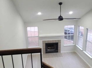 1800 Portsmouth Dr #1, Arlington, TX 76018