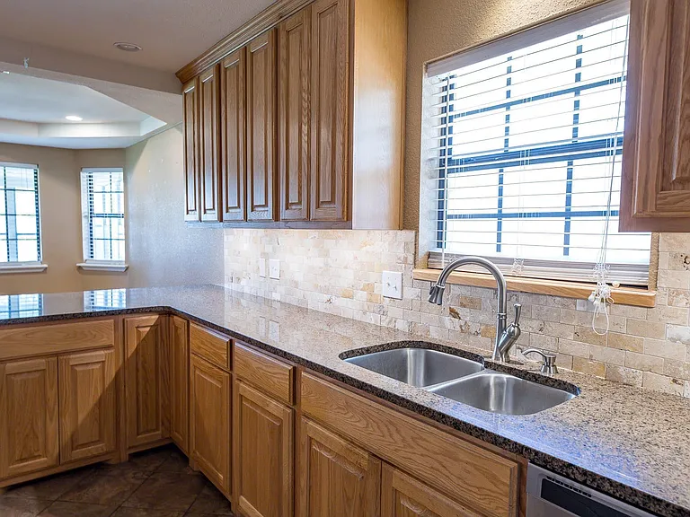 4808 Mount Everest Dr — Photo 14