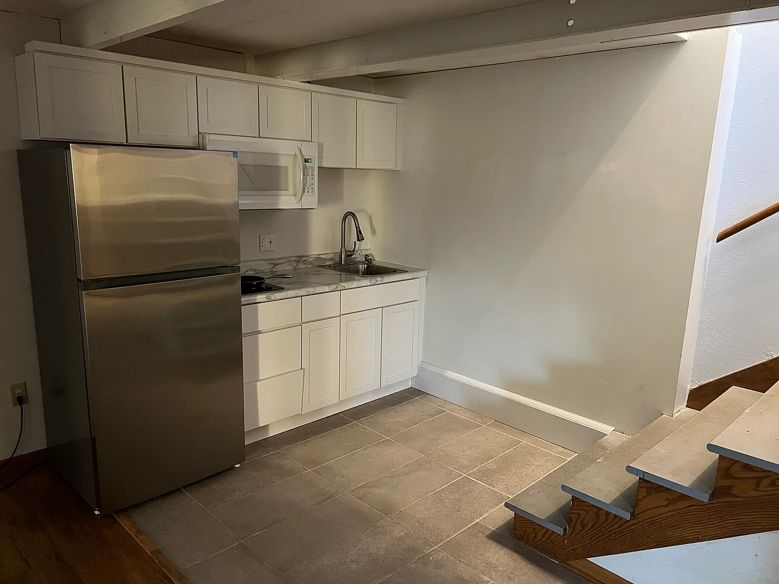 2 bed, 650 sqft, $1,275 — Photo 2