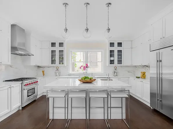 236 W 24th St #Penthouse, New York, NY 10011