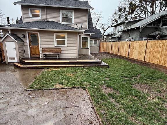 3rd image of 507 S Oakdale Ave