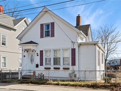 145 Veazie St, Providence, RI, 02904