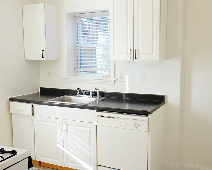8520 Greenwood Ave — Photo 15
