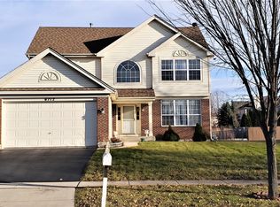 6712 Pine Ln, Carpentersville, IL 60110